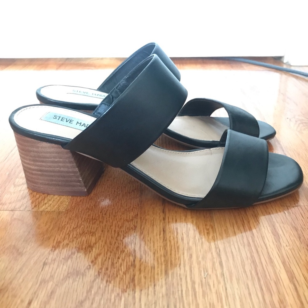 Steve Madden Black Sandals Size 8.5
